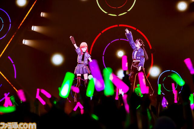 ReGLOSS、1stライブ“Flashpoint”オフィシャルレポートが公開。夢の現地ライブを歌とダンスで盛り上げ、デビュー曲『瞬間ハートビート』を有明アリーナに響かせた