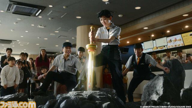 『ドラゴンクエスト』マクドナルドで“ドラクエバーガー”を3商品発売。スライムのマックフィズ/フロートが爽やか。2026年1月7日から