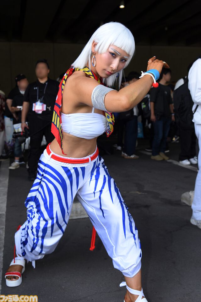 【コスプレ】不知火舞は忍装束もライダースーツもかっこいい。『魔界村』アーサーはパンツじゃないから恥ずかしくないもん。冬コミ前にTGSのレイヤーを振り返る