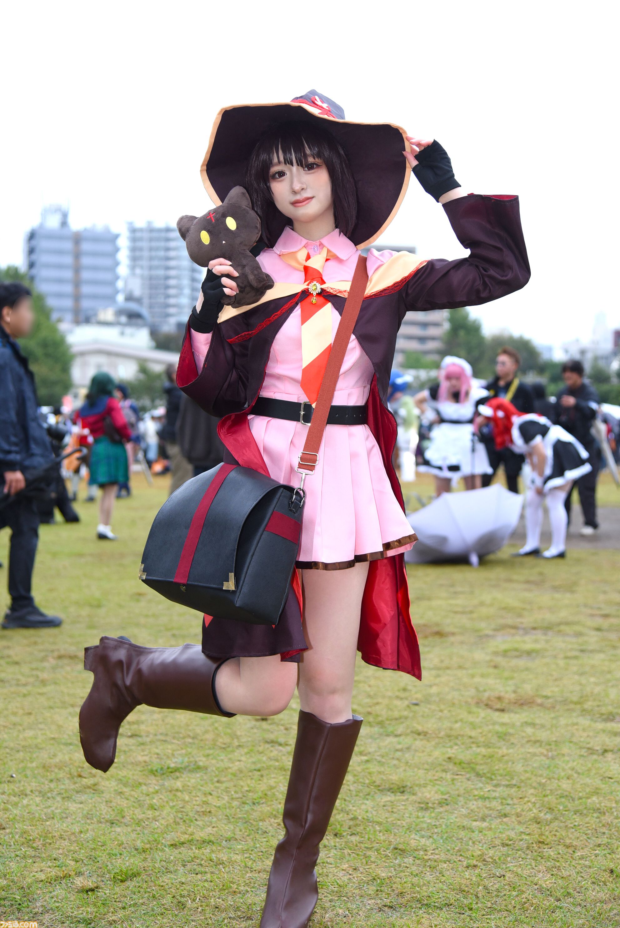 【コスプレ】『NIKKE』『To LOVEる』『FGO』『ハルヒ』などバニー衣装が人気。燦然と輝く『ジャングルの王者ターちゃん』にコスプレの自由さを見た【池ハロ2025振り返り】