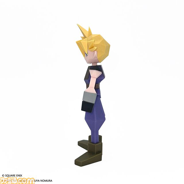 『FF7』クラウドのソフビフィギュアが本日（12/27）より再販。ローポリ姿で約15cmのサイズ感。興味ないねとは言わないで