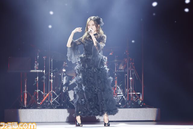 “グラブルフェス2025”ナイトパーティーリポート。声優陣と小林太郎さんが『グラブル』を代表する楽曲を熱唱。初となるメドレーを含めた全16曲をパフォーマンス