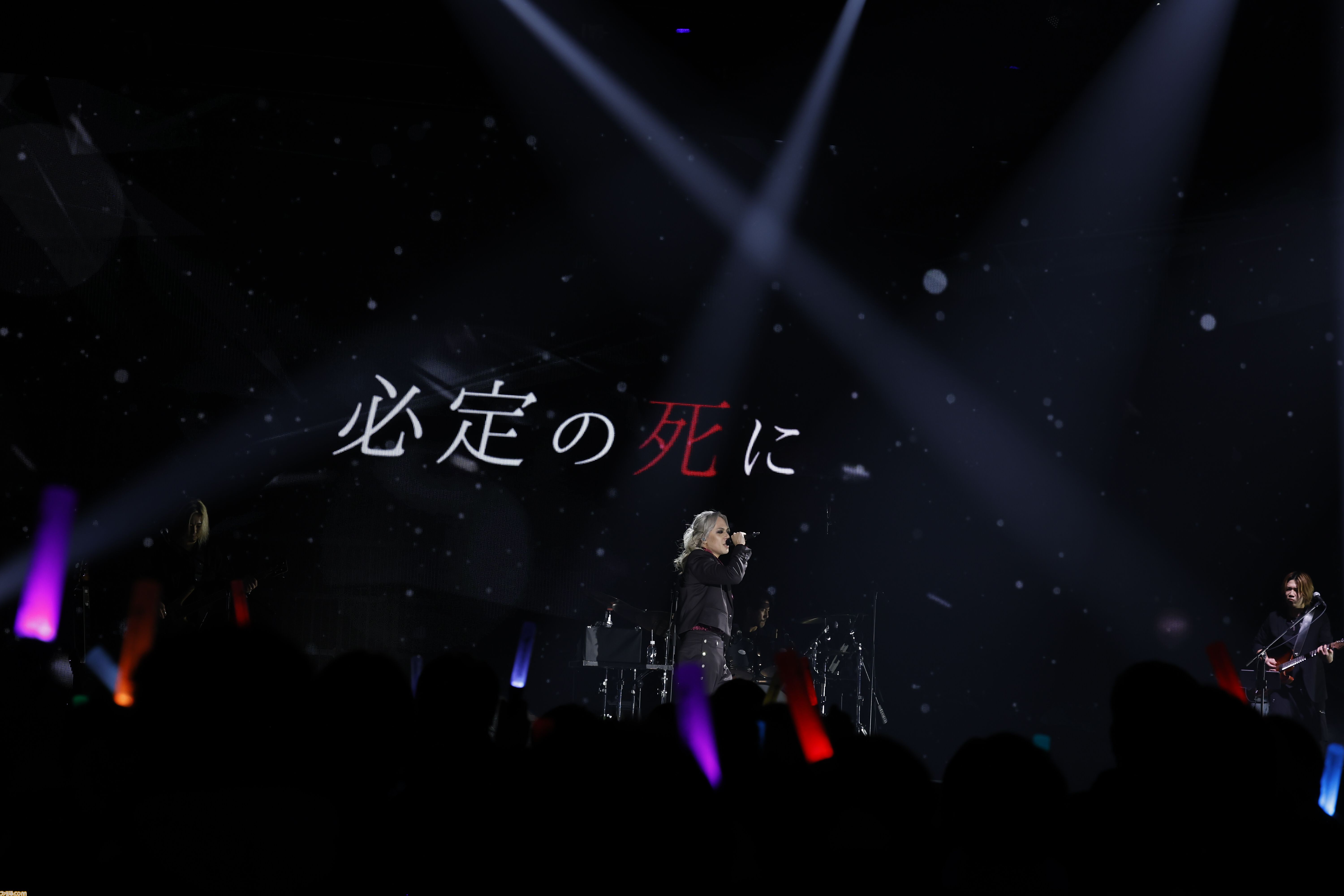 “グラブルフェス2025”ナイトパーティーリポート。声優陣と小林太郎さんが『グラブル』を代表する楽曲を熱唱。初となるメドレーを含めた全16曲をパフォーマンス