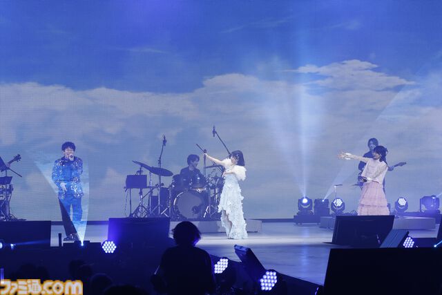 “グラブルフェス2025”ナイトパーティーリポート。声優陣と小林太郎さんが『グラブル』を代表する楽曲を熱唱。初となるメドレーを含めた全16曲をパフォーマンス