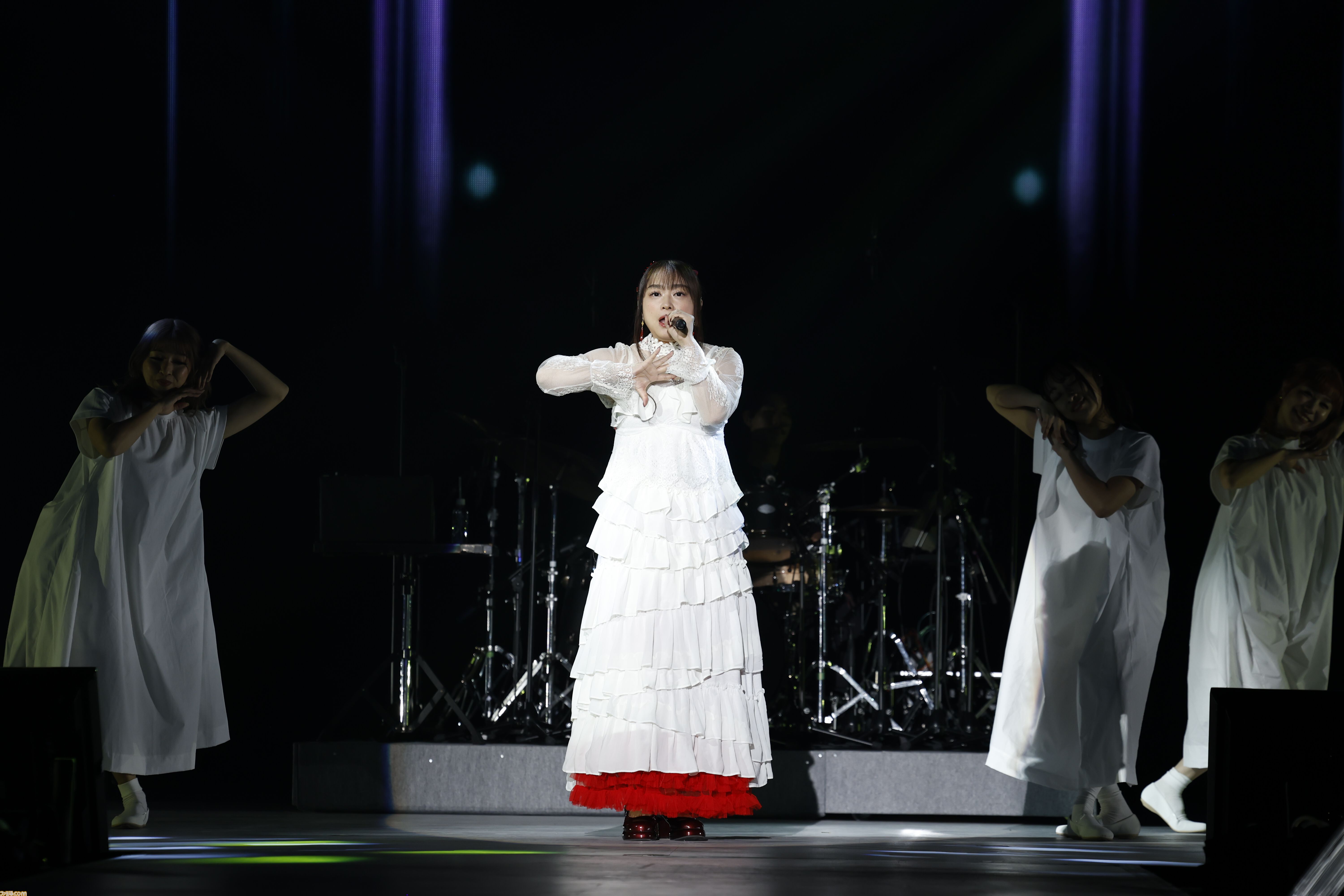 “グラブルフェス2025”ナイトパーティーリポート。声優陣と小林太郎さんが『グラブル』を代表する楽曲を熱唱。初となるメドレーを含めた全16曲をパフォーマンス