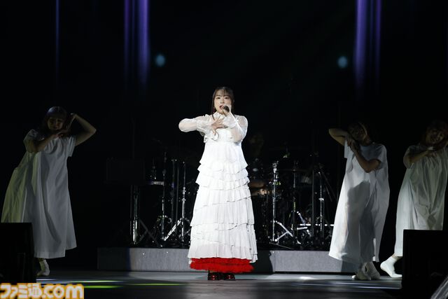 “グラブルフェス2025”ナイトパーティーリポート。声優陣と小林太郎さんが『グラブル』を代表する楽曲を熱唱。初となるメドレーを含めた全16曲をパフォーマンス