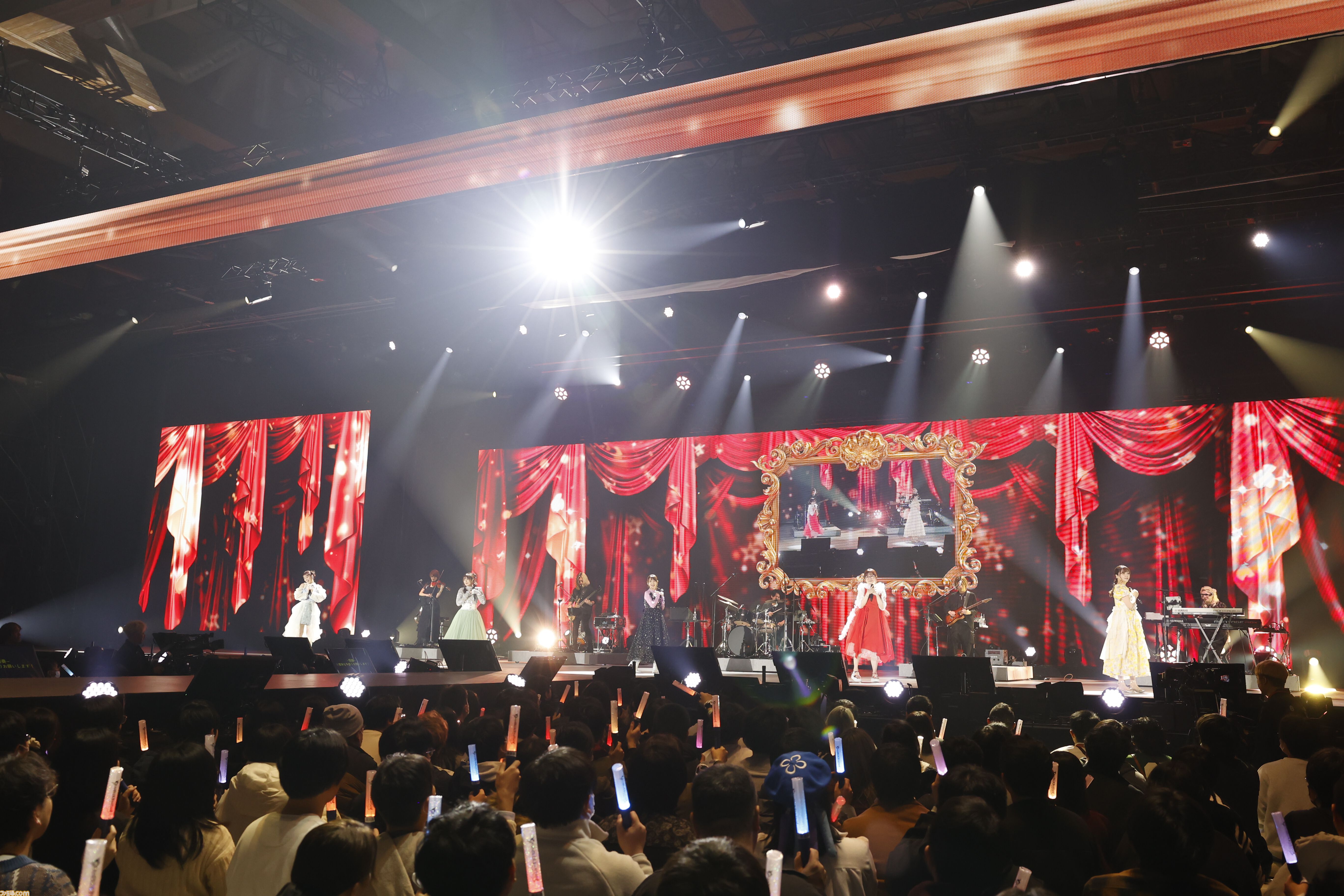 “グラブルフェス2025”ナイトパーティーリポート。声優陣と小林太郎さんが『グラブル』を代表する楽曲を熱唱。初となるメドレーを含めた全16曲をパフォーマンス