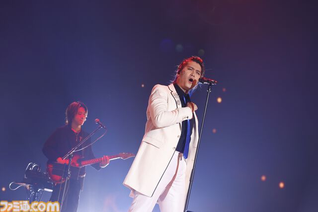 “グラブルフェス2025”ナイトパーティーリポート。声優陣と小林太郎さんが『グラブル』を代表する楽曲を熱唱。初となるメドレーを含めた全16曲をパフォーマンス