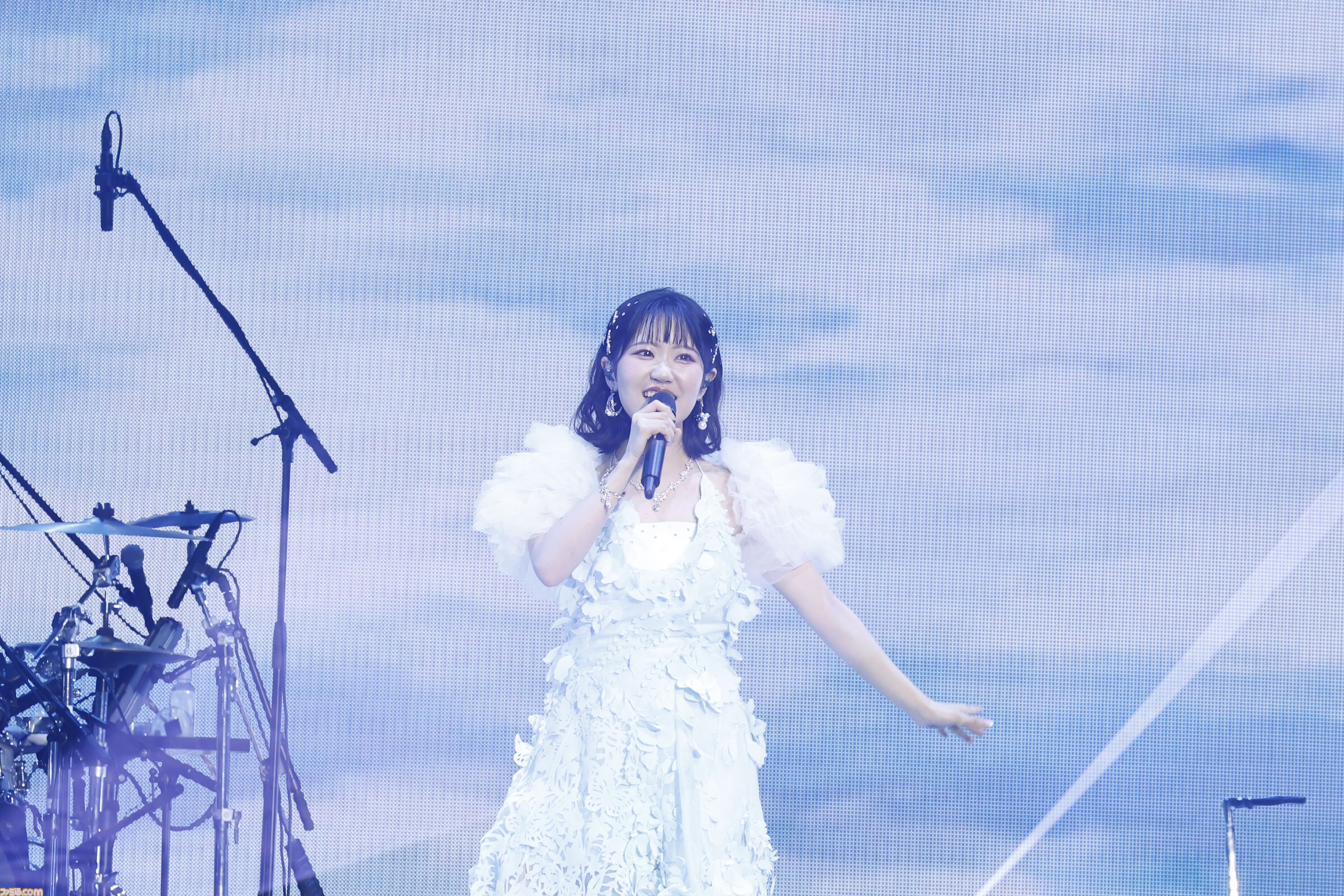 “グラブルフェス2025”ナイトパーティーリポート。声優陣と小林太郎さんが『グラブル』を代表する楽曲を熱唱。初となるメドレーを含めた全16曲をパフォーマンス