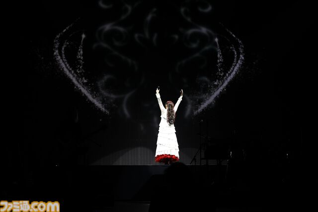 “グラブルフェス2025”ナイトパーティーリポート。声優陣と小林太郎さんが『グラブル』を代表する楽曲を熱唱。初となるメドレーを含めた全16曲をパフォーマンス