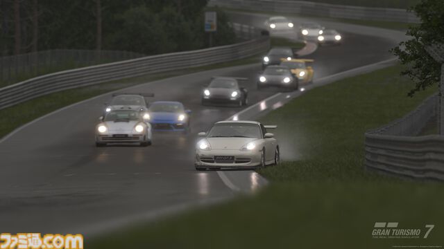 『グランツーリスモ7』ポルシェカップ、雨のニュルブルクリンクは深緑の地獄。絶望が快感に変わる瞬間。山内一典を信じてよかった【俺のゲームオブザイヤー2025】