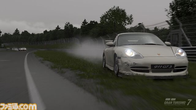 『グランツーリスモ7』ポルシェカップ、雨のニュルブルクリンクは深緑の地獄。絶望が快感に変わる瞬間。山内一典を信じてよかった【俺のゲームオブザイヤー2025】