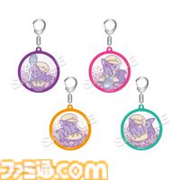 『夜勤事件』VHSクッションが登場…深夜のコンビニを切り取った不気味なデザイン。『チラズアート』×22カレーのコラボカフェが1月16日開催