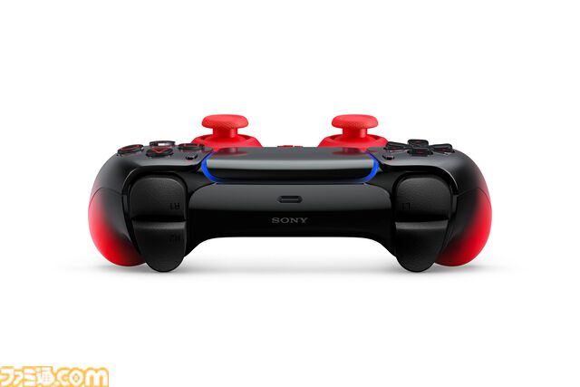 PS5コントローラー＆本体カバーの新色が3月12日発売。ブラック＆ネオンカラーのグラデーションをベースにレッド、グリーン、ブルーが登場