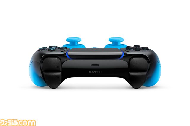 PS5コントローラー＆本体カバーの新色が3月12日発売。ブラック＆ネオンカラーのグラデーションをベースにレッド、グリーン、ブルーが登場