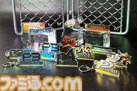 『ペルソナ』シリーズ30周年を記念した公式グッズが予約開始。ペルソナ全書風ポーチやベルベットルームのクッションカバーがラインアップ