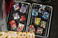 『ペルソナ』シリーズ30周年を記念した公式グッズが予約開始。ペルソナ全書風ポーチやベルベットルームのクッションカバーがラインアップ