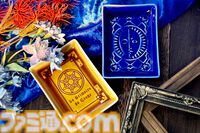 『ペルソナ』シリーズ30周年を記念した公式グッズが予約開始。ペルソナ全書風ポーチやベルベットルームのクッションカバーがラインアップ