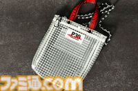 『ペルソナ』シリーズ30周年を記念した公式グッズが予約開始。ペルソナ全書風ポーチやベルベットルームのクッションカバーがラインアップ