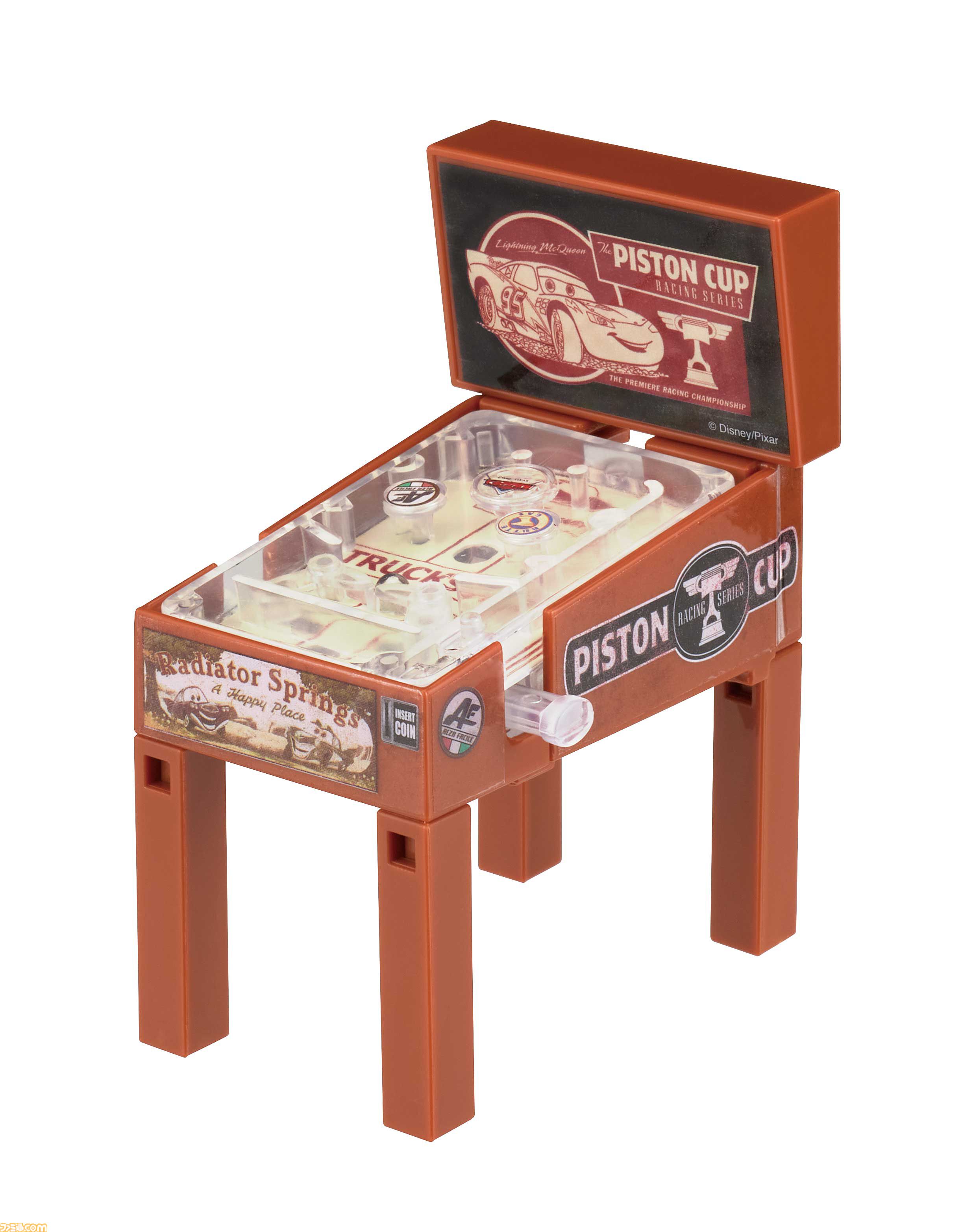 画像ページ (10/10) 本当に遊べるピンボールマシンがガチャで発売。『トイ・ストーリー』『モンスターズ・インク』『カーズ』などピクサー作品のレトロポップデザイン  | ゲーム・エンタメ最新情報のファミ通.com