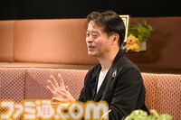 『ドラクエ』堀井雄二氏×『FF』北瀬佳範氏による“セブン”記念対談。堀井氏「(FFの）戦闘不能はうまくやった」、北瀬氏「(ドラクエVの）結婚は当時も、年を経て判断が変わるのも衝撃」。名作の裏側を語り合う