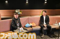 『ドラクエ』堀井雄二氏×『FF』北瀬佳範氏による“セブン”記念対談。堀井氏「(FFの）戦闘不能はうまくやった」、北瀬氏「(ドラクエVの）結婚は当時も、年を経て判断が変わるのも衝撃」。名作の裏側を語り合う