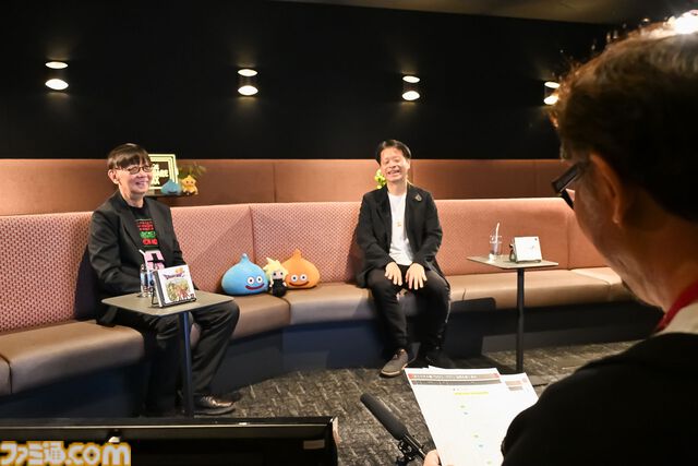 『ドラクエ』堀井雄二氏×『FF』北瀬佳範氏による“セブン”記念対談。堀井氏「(FFの）戦闘不能はうまくやった」、北瀬氏「(ドラクエVの）結婚は当時も、年を経て判断が変わるのも衝撃」。名作の裏側を語り合う