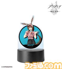 『アークナイツ』ラウンド1のスタッフ制服を着たアーミヤたちのアクスタやステッカーなどのコラボグッズが発売。AMNIBUSにて受注受付中