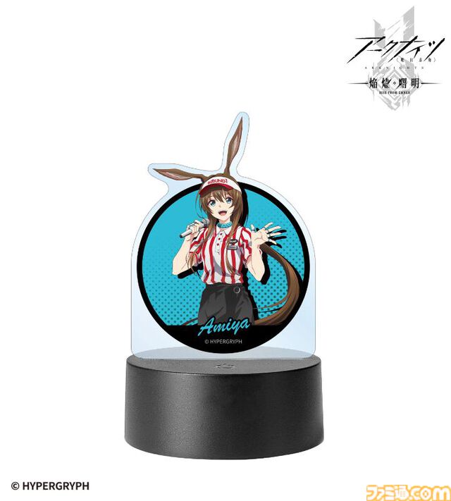 『アークナイツ』ラウンド1のスタッフ制服を着たアーミヤたちのアクスタやステッカーなどのコラボグッズが発売。AMNIBUSにて受注受付中