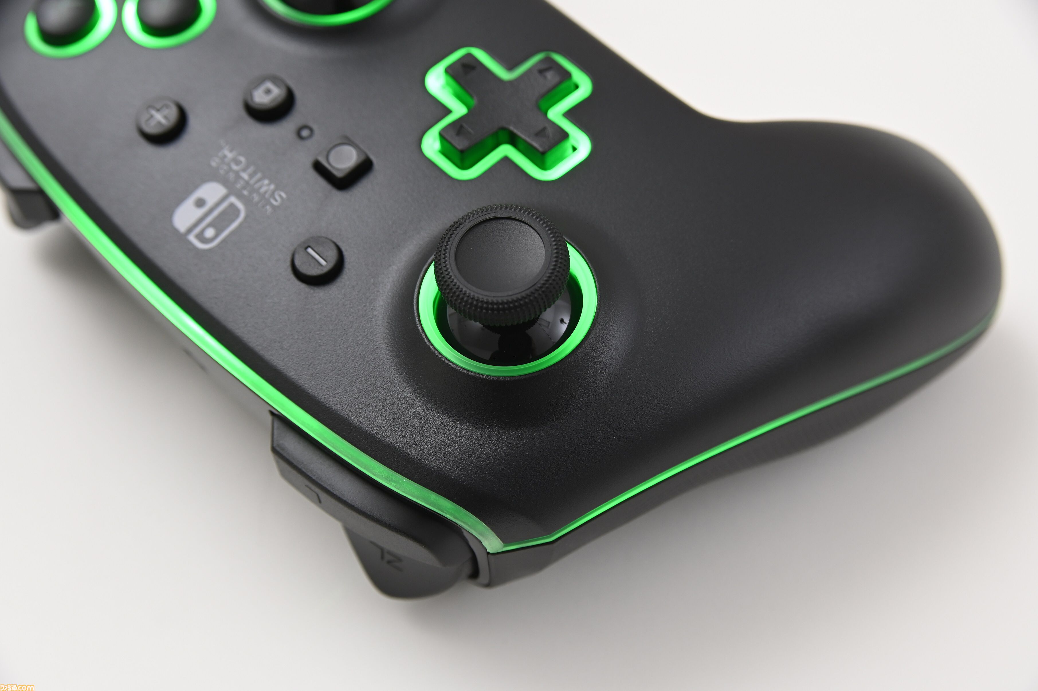 “ルメクトラ・エンハンスド・ワイヤレスコントローラー”レビュー。任天堂ライセンスを受けたSwitch向け高機能コントローラーがPowerAより発売。24色に光るハイエンドコントローラーを徹底解説