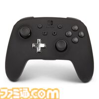 “ルメクトラ・エンハンスド・ワイヤレスコントローラー”レビュー。任天堂ライセンスを受けたSwitch向け高機能コントローラーがPowerAより発売。24色に光るハイエンドコントローラーを徹底解説
