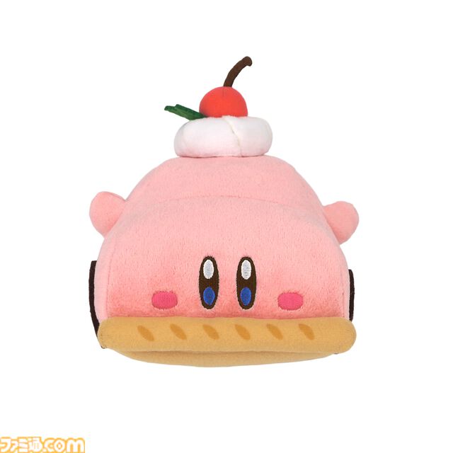 『星のカービィ ディスカバリー』くるまほおばりケーキのぬいぐるみが三英貿易より発売。手乗りサイズとマスコットの2種がラインアップ