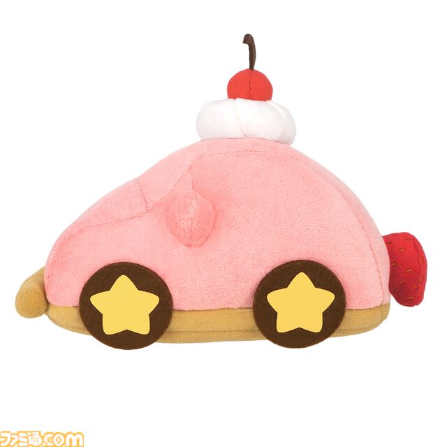 『星のカービィ ディスカバリー』くるまほおばりケーキのぬいぐるみが三英貿易より発売。手乗りサイズとマスコットの2種がラインアップ