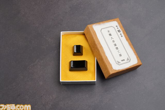 “漆塗キートップ”がHHKB用アクセサリーとして発売。黒漆・溜塗で仕上げた上品かつ深みのある色合いのEsc・Ctrlキーが登場