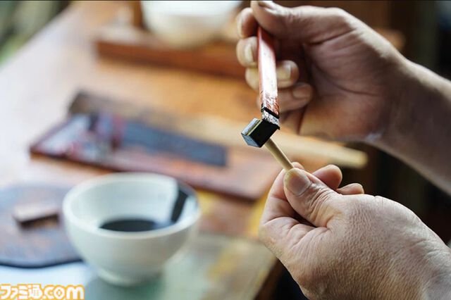 “漆塗キートップ”がHHKB用アクセサリーとして発売。黒漆・溜塗で仕上げた上品かつ深みのある色合いのEsc・Ctrlキーが登場