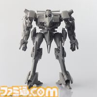 『アーマード・コア』クレスト、ミラージュ、レイレナード、ラインアークのプラモデルが8月下旬発売。フロム・ソフトウェア監修のもと、高密度なディテールで再現