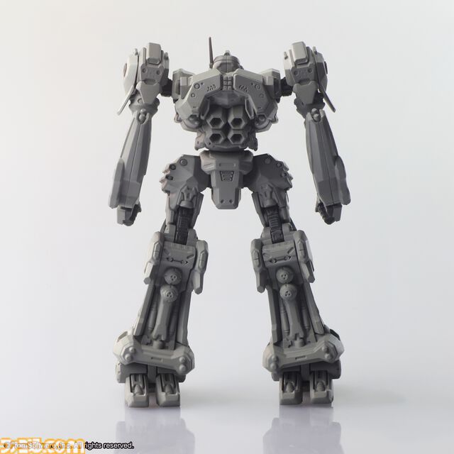『アーマード・コア』クレスト、ミラージュ、レイレナード、ラインアークのプラモデルが8月下旬発売。フロム・ソフトウェア監修のもと、高密度なディテールで再現