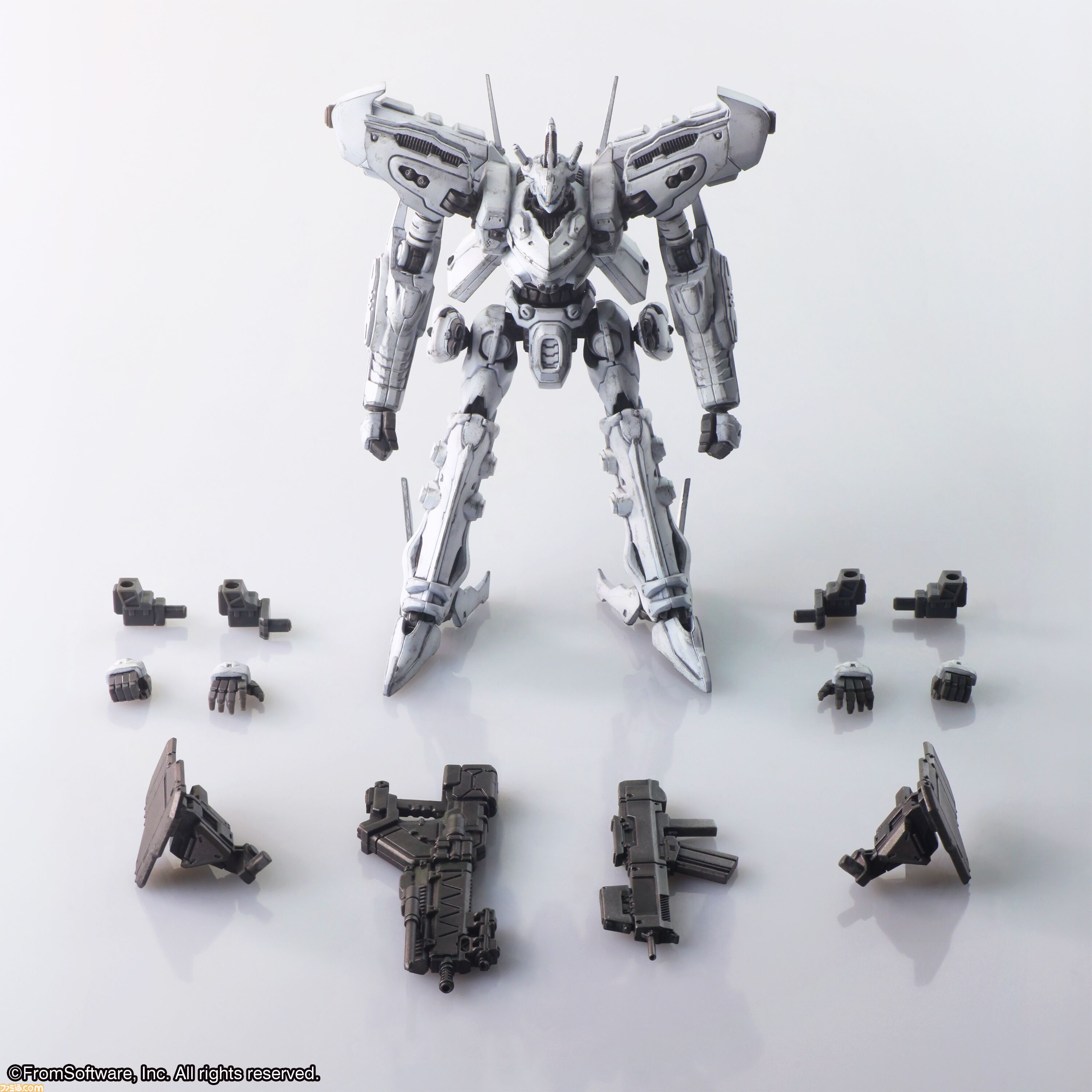 『アーマード・コア』クレスト、ミラージュ、レイレナード、ラインアークのプラモデルが8月下旬発売。フロム・ソフトウェア監修のもと、高密度なディテールで再現
