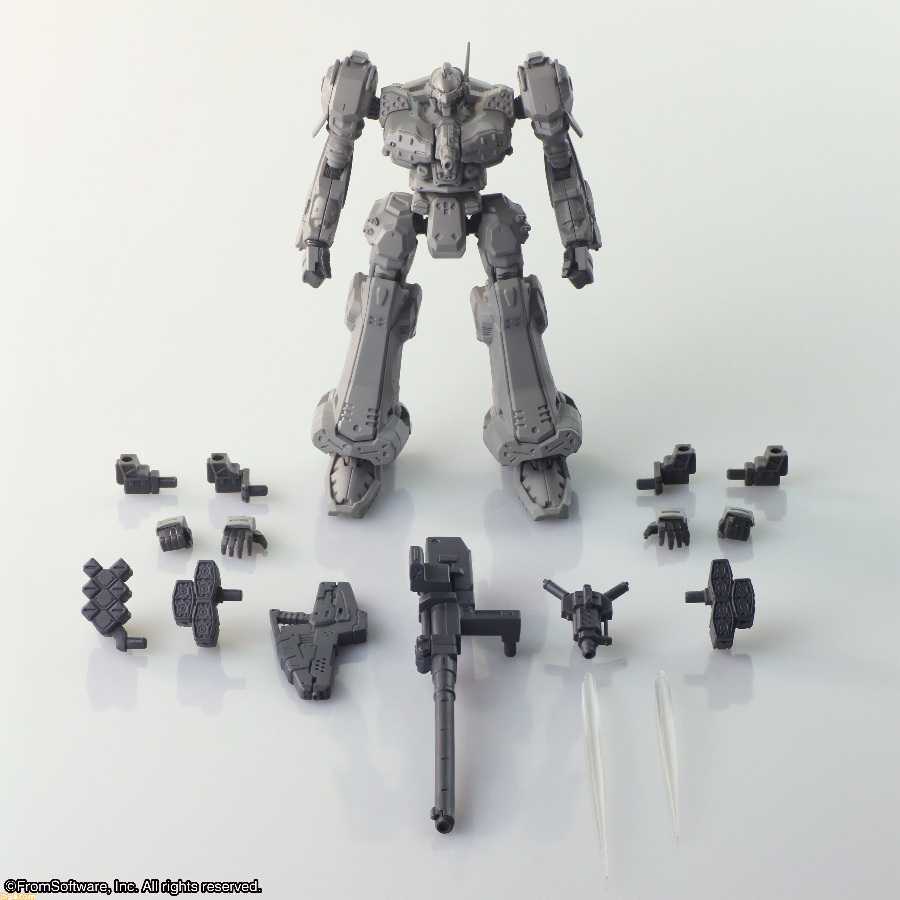 『アーマード・コア』クレスト、ミラージュ、レイレナード、ラインアークのプラモデルが8月下旬発売。フロム・ソフトウェア監修のもと、高密度なディテールで再現