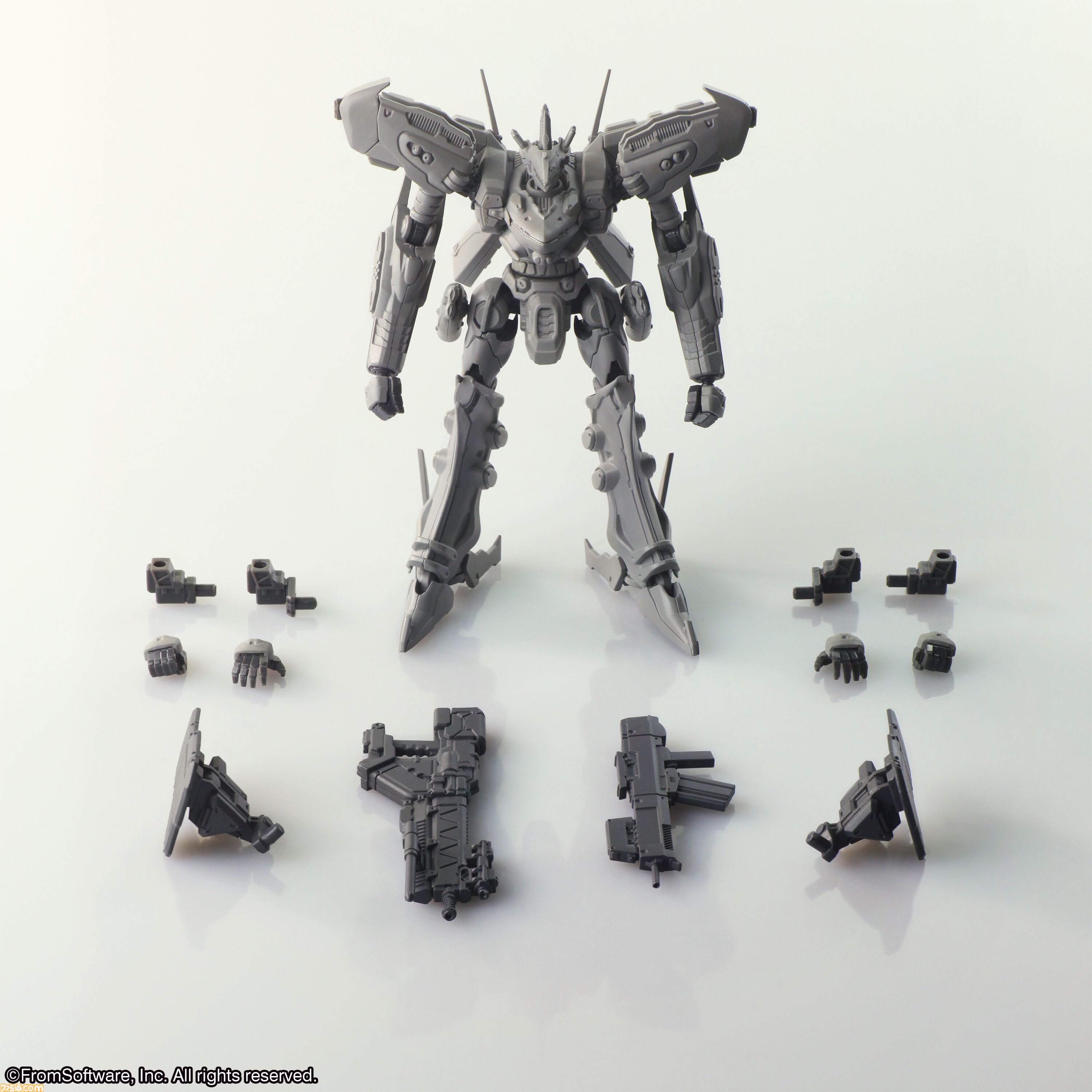 『アーマード・コア』クレスト、ミラージュ、レイレナード、ラインアークのプラモデルが8月下旬発売。フロム・ソフトウェア監修のもと、高密度なディテールで再現