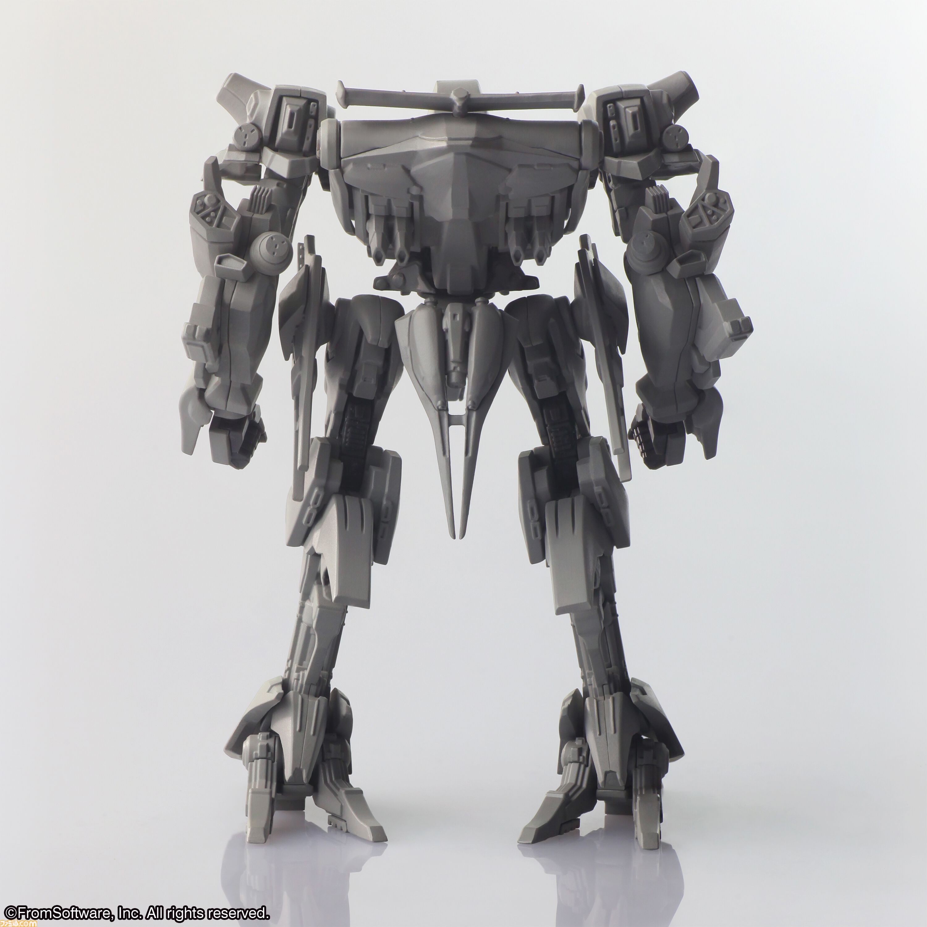 『アーマード・コア』クレスト、ミラージュ、レイレナード、ラインアークのプラモデルが8月下旬発売。フロム・ソフトウェア監修のもと、高密度なディテールで再現