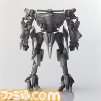 『アーマード・コア』クレスト、ミラージュ、レイレナード、ラインアークのプラモデルが8月下旬発売。フロム・ソフトウェア監修のもと、高密度なディテールで再現