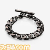 『龍が如く』桐生一馬、真島吾朗、春日一番をイメージしたコラボアイテムが登場。それぞれをイメージしたバングル、スカルリング、チェーンバングルの3種を展開