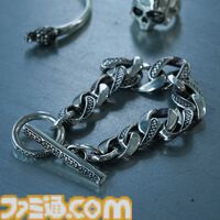 『龍が如く』桐生一馬、真島吾朗、春日一番をイメージしたコラボアイテムが登場。それぞれをイメージしたバングル、スカルリング、チェーンバングルの3種を展開