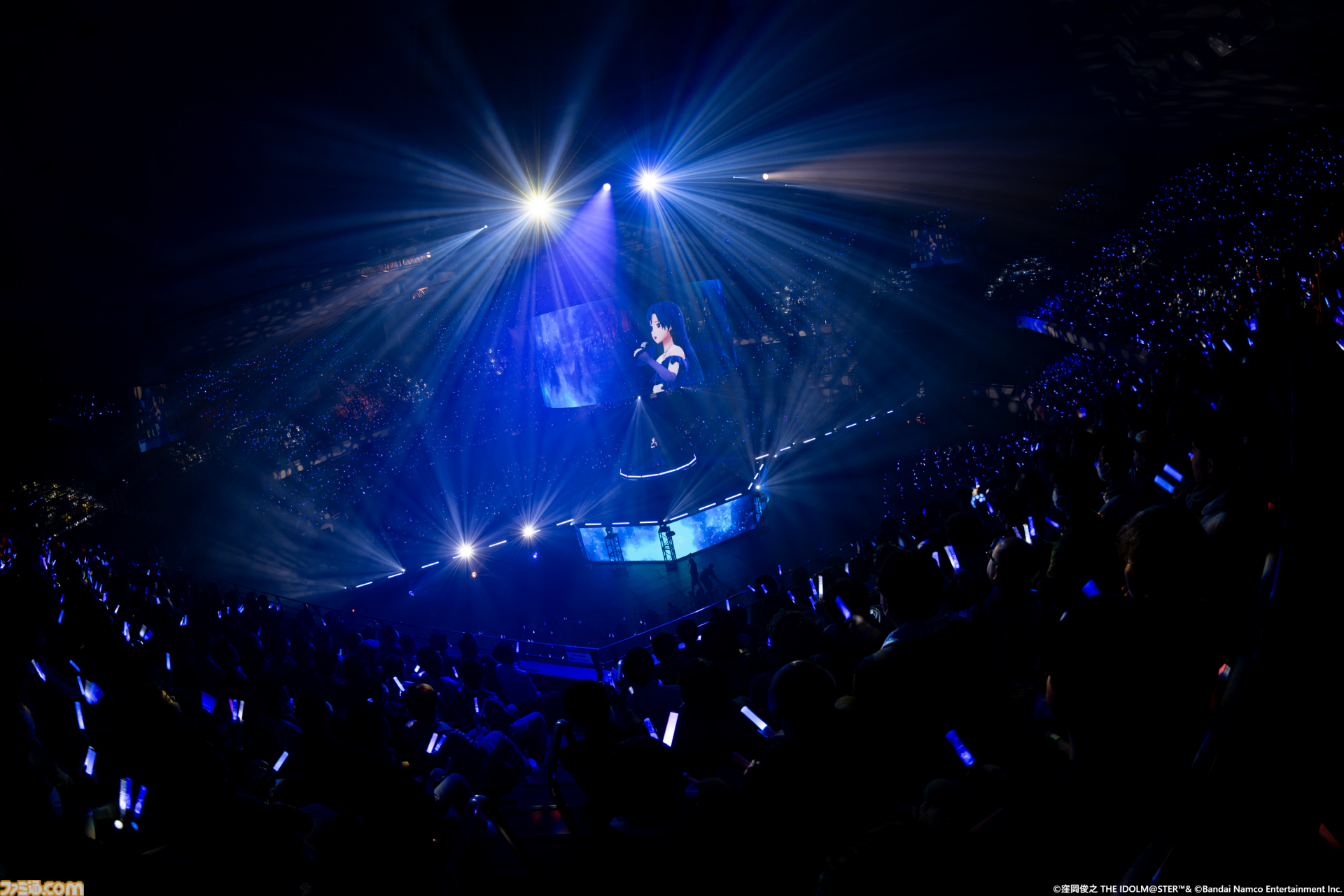 如月千早の武道館単独公演“OathONE”1日目をリポート。新曲『輝夜』のパフォーマンスやソニー開発の最新エンタメロボットシステム“groovots”を導入した演出も