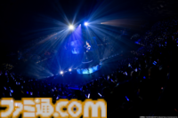 如月千早の武道館単独公演“OathONE”1日目をリポート。新曲『輝夜』のパフォーマンスやソニー開発の最新エンタメロボットシステム“groovots”を導入した演出も