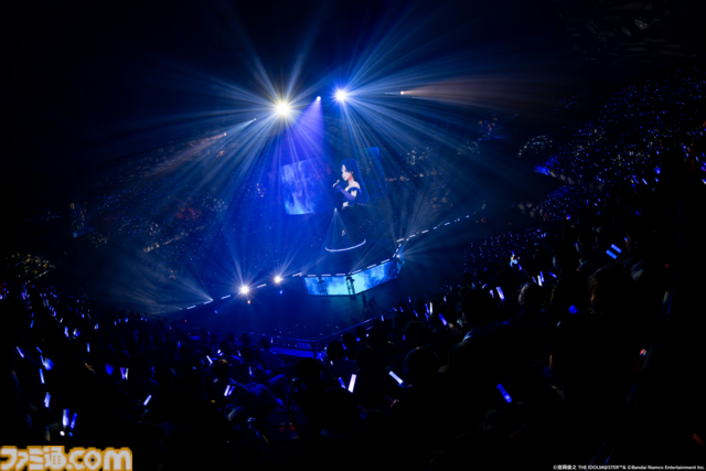 如月千早の武道館単独公演“OathONE”1日目をリポート。新曲『輝夜』のパフォーマンスやソニー開発の最新エンタメロボットシステム“groovots”を導入した演出も