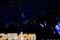 如月千早の武道館単独公演“OathONE”1日目をリポート。新曲『輝夜』のパフォーマンスやソニー開発の最新エンタメロボットシステム“groovots”を導入した演出も