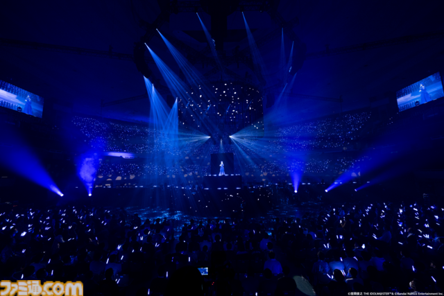 如月千早の武道館単独公演“OathONE”1日目をリポート。新曲『輝夜』のパフォーマンスやソニー開発の最新エンタメロボットシステム“groovots”を導入した演出も