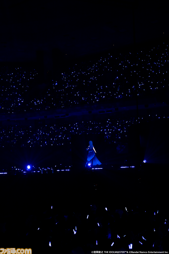 如月千早の武道館単独公演“OathONE”1日目をリポート。新曲『輝夜』のパフォーマンスやソニー開発の最新エンタメロボットシステム“groovots”を導入した演出も